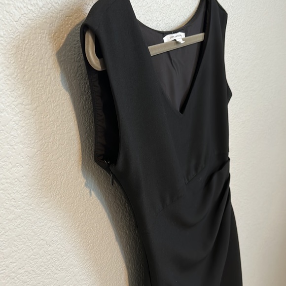 Diane Von Furstenberg Dress DVF Bevin Ruched V Neck Sheath Black Women Size 6 - Picture 12 of 17